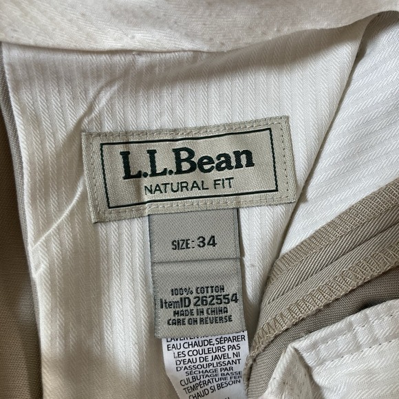 LL Bean Pants 34x28 Beige Pleated Khaki Straight Chino Natural Fit Casual - Picture 3 of 8